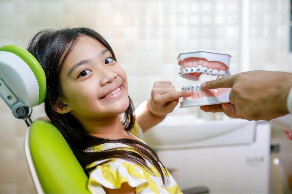 How To Help Your Kids Maintain Healthy Teeth During Orthodontic Treatment